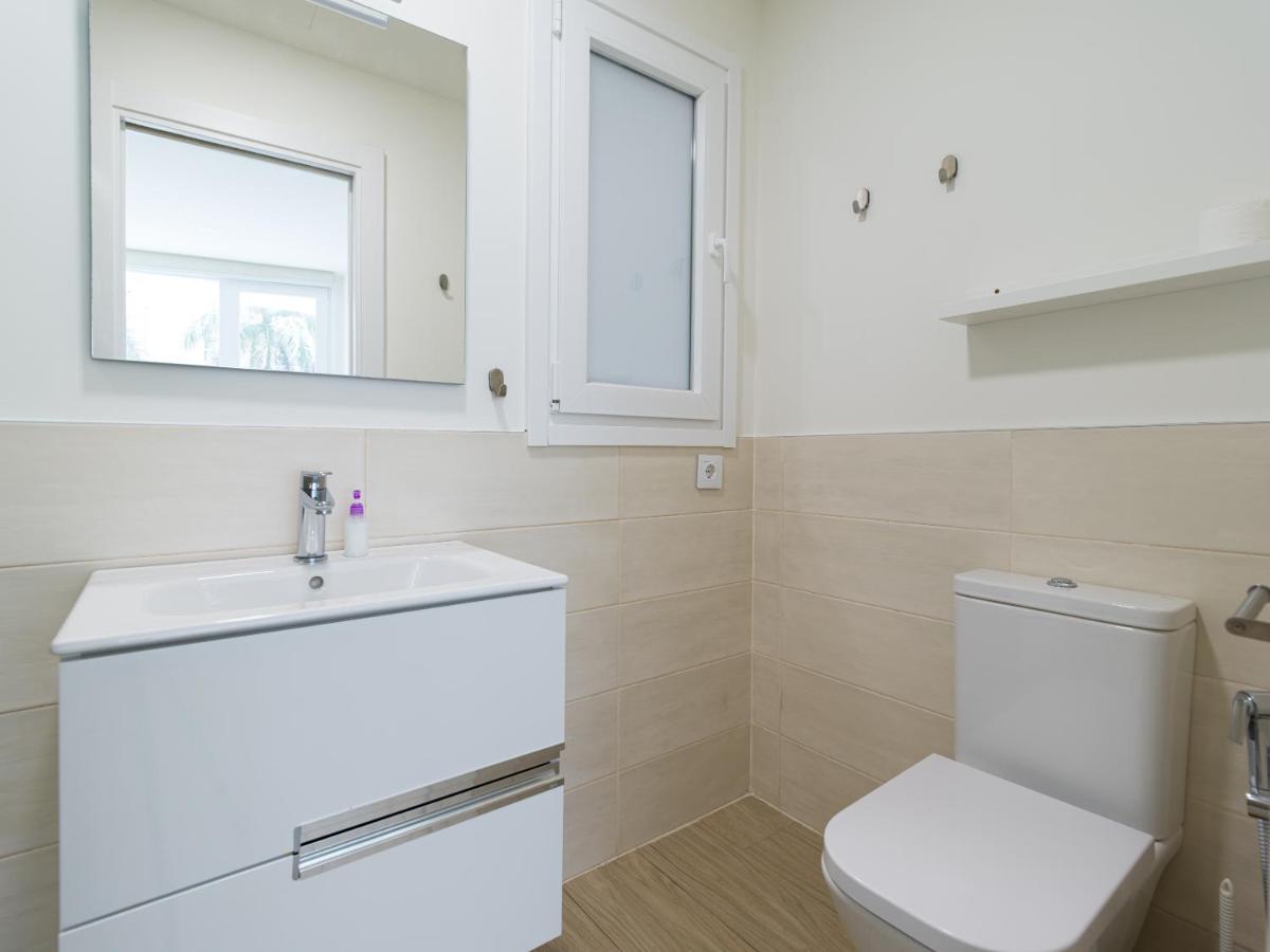 لاس بالماس دي غران كاناريا Homeforguest Modern Apartment In Las Canteras With Parking المظهر الخارجي الصورة