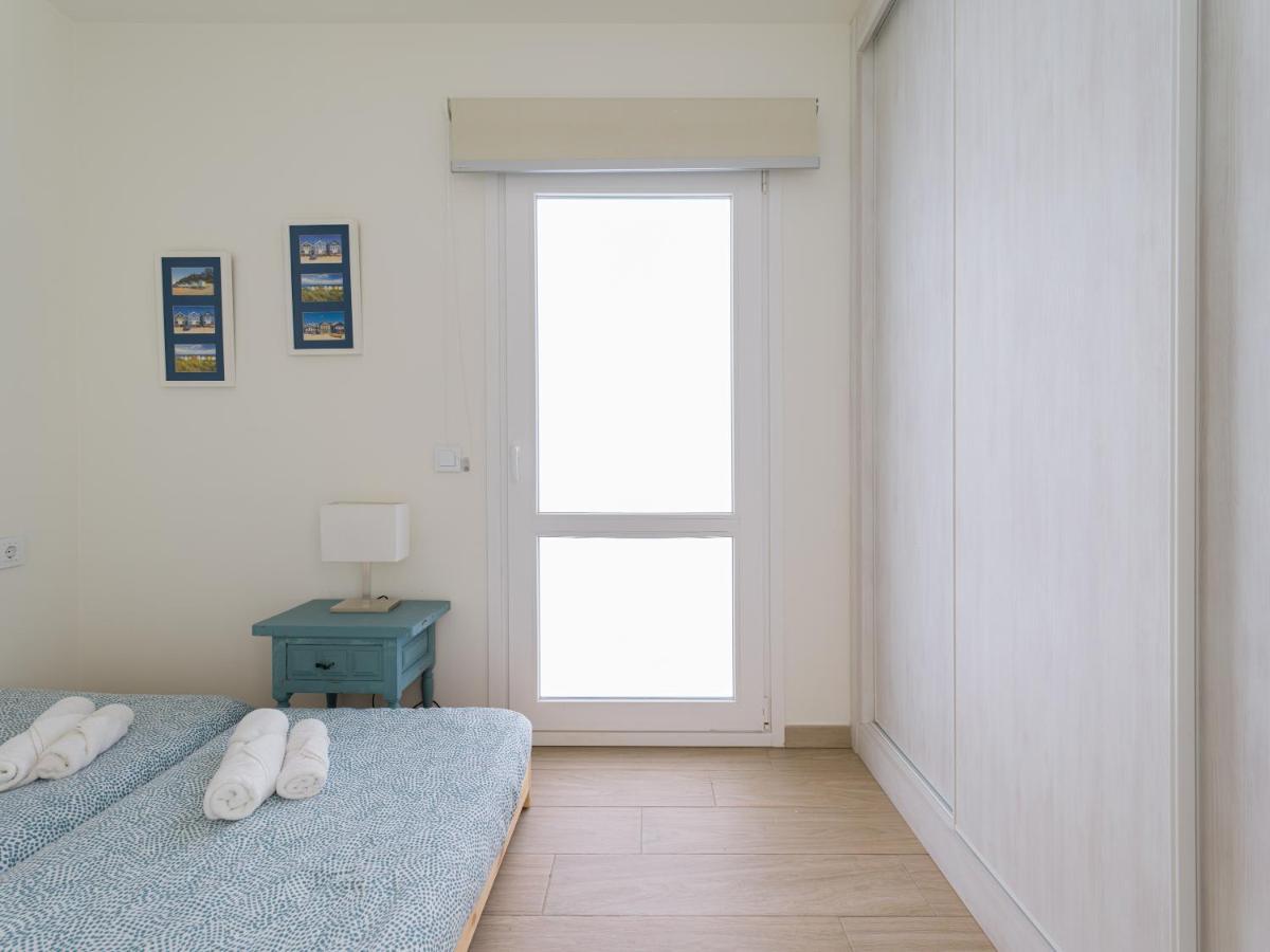 لاس بالماس دي غران كاناريا Homeforguest Modern Apartment In Las Canteras With Parking المظهر الخارجي الصورة
