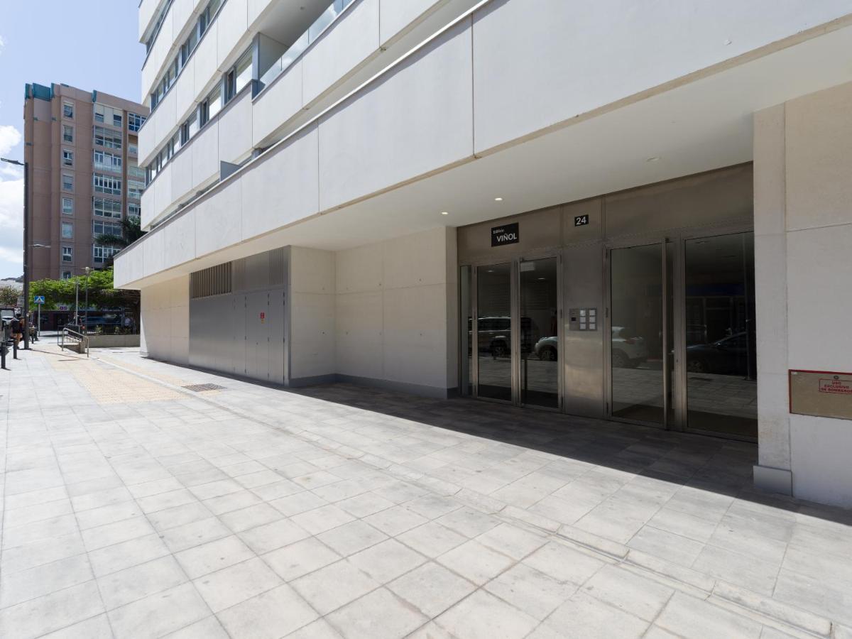 لاس بالماس دي غران كاناريا Homeforguest Modern Apartment In Las Canteras With Parking المظهر الخارجي الصورة